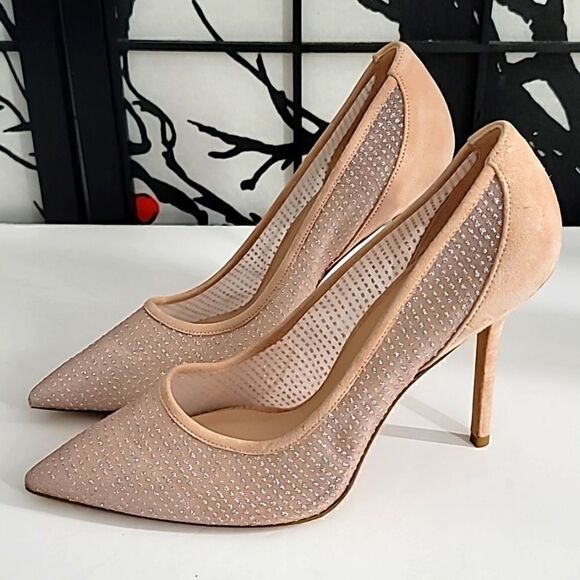 Stuart Weitzman Tasha Pointed Toe Pumps In Nude. - Picture 1 of 13